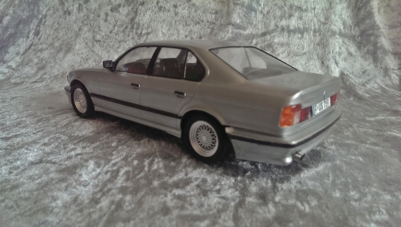 BMW M5 1:24 von Fujimi Imag4237