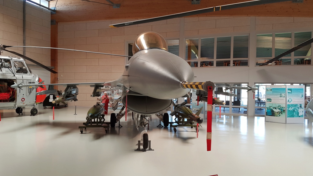 Flugzeugmuseum Stauning, neue Begehbarkeit 20200815
