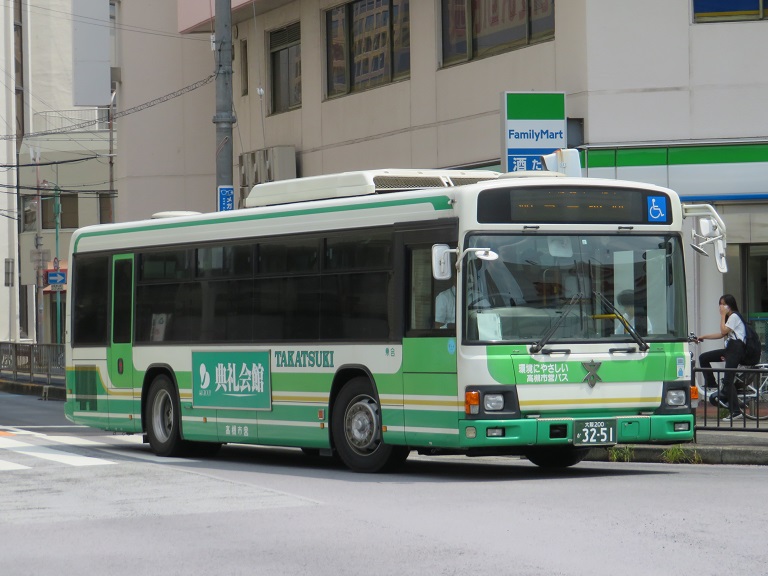 [2022年の夏][高槻市] 高槻市営バス Img_8262