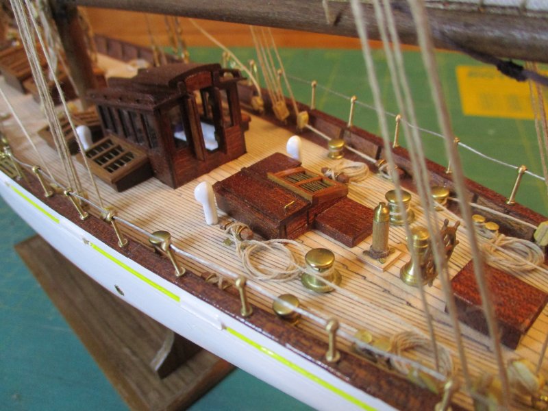 Altaïr - Yacht anglais 1931 (base Constructo 1/67°) par Fred P. - Page 4 Altaz135