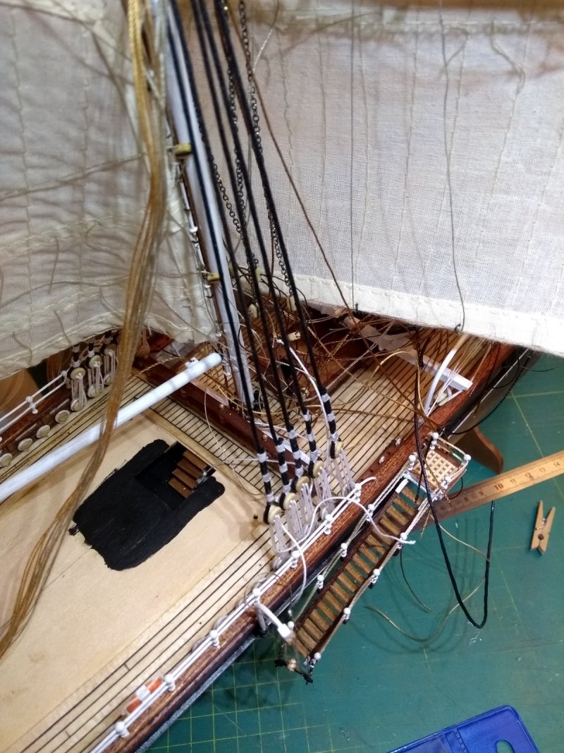 Cutty Sark au 1/84e - Artesania Latina par Fred P. - Page 11 Cutty199
