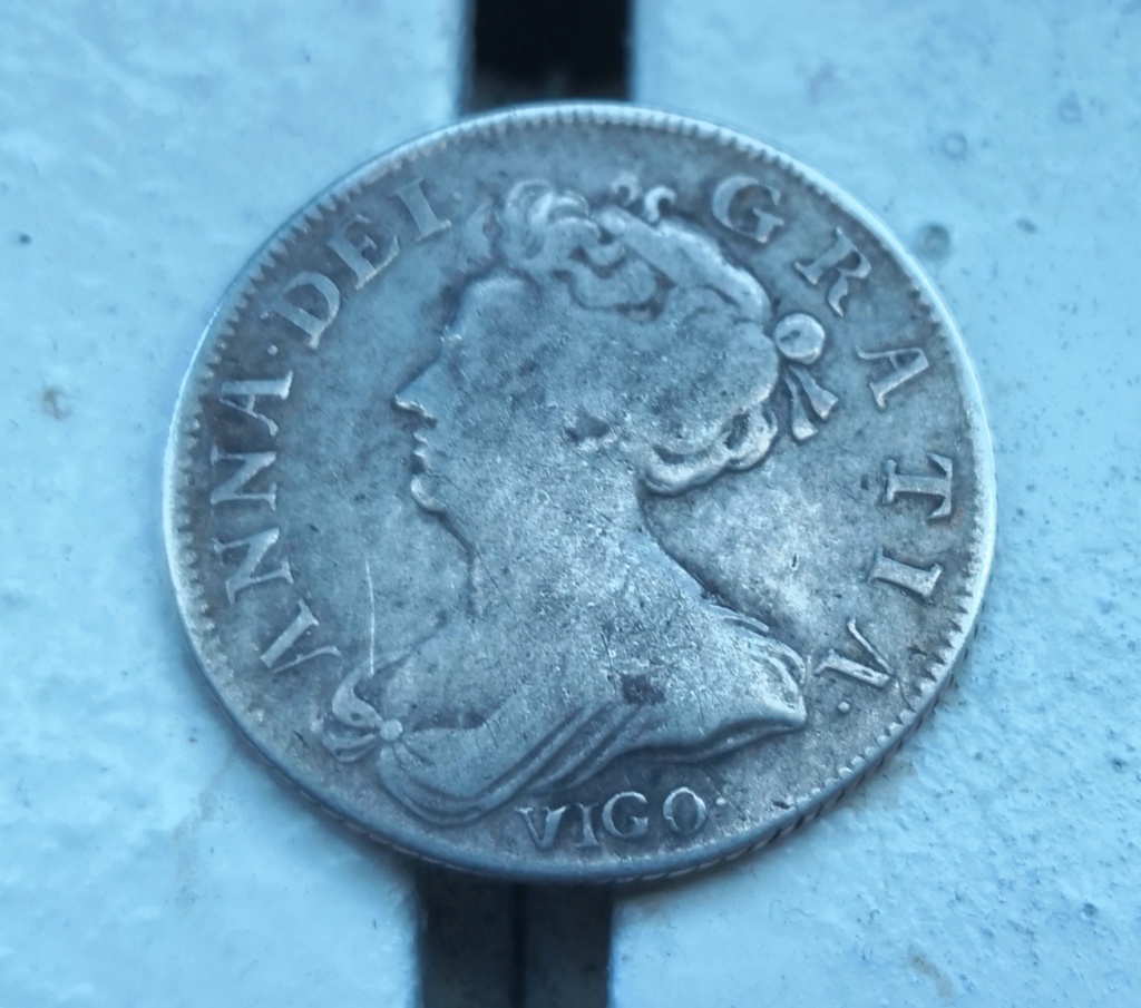 1 shilling Anne 1703 vigo. Img_2024