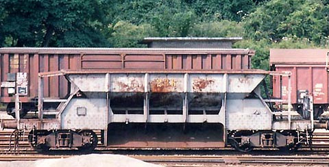 Wagon trémie ARBED Sy1810