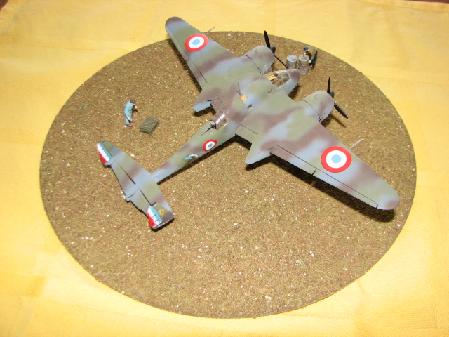 BREGUET Br 693 avec kit d'amélioration HI-TECH Réf 80392 Brzogu15