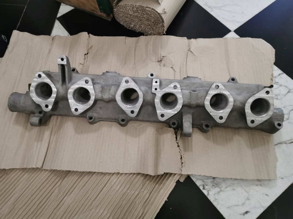 Préparation moteur Alfa 2600 Sprint - Page 2 Img_2022