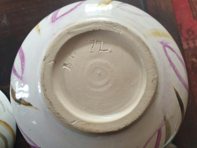 Ceramic lidded Pot, LH mark '72 Pot_213