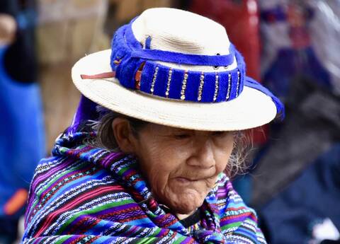 surprenantes photos du Guatemala les Mam en habits traditionnels