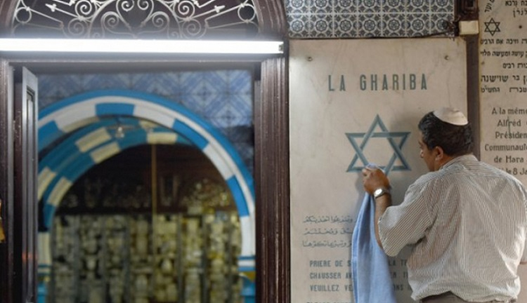 حج اليهود إلى تونس... فرصة لتجاوز العمليات الإرهابية ومظهر للتسامح الديني 1-518