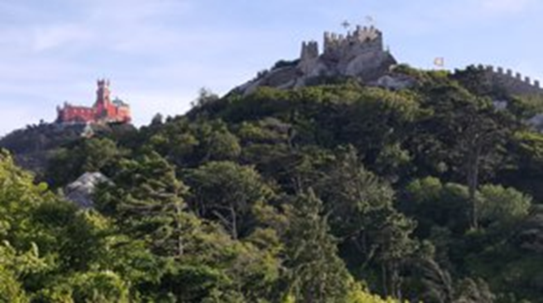 Almoravid Amazigh castle in Portugal sintra moorish castle 1-935