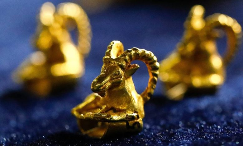Des archéologues trouvent des bijoux en or dans un complexe archéologique des "Scythes" 1180