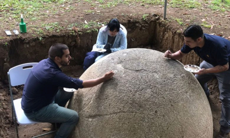 Attribuée à la civilisation des "Digues"... la découverte d'une mystérieuse boule de pierre géante 149