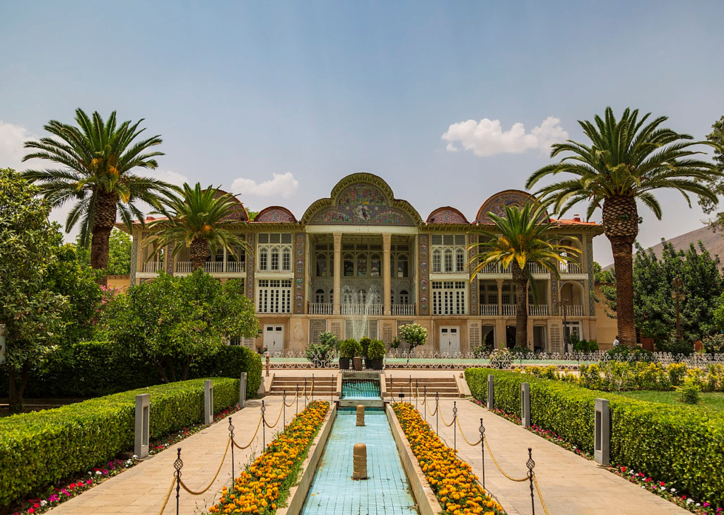 محاكاة لحدائق الفردوس وعدن... جولة بين الحدائق الفارسية في شيراز 512