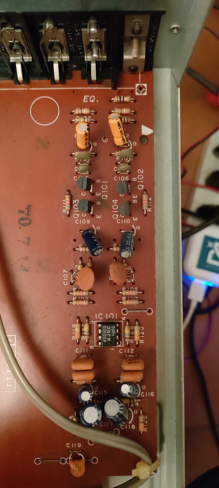 phono - Amplificatore Technics su-z22 - Problema sul canale Phono Whatsa15