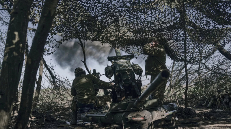 Un aérodrome, trois stocks de munitions, un Mi-8 et près de 540 soldats: les pertes de Kiev en 24h... 10591510