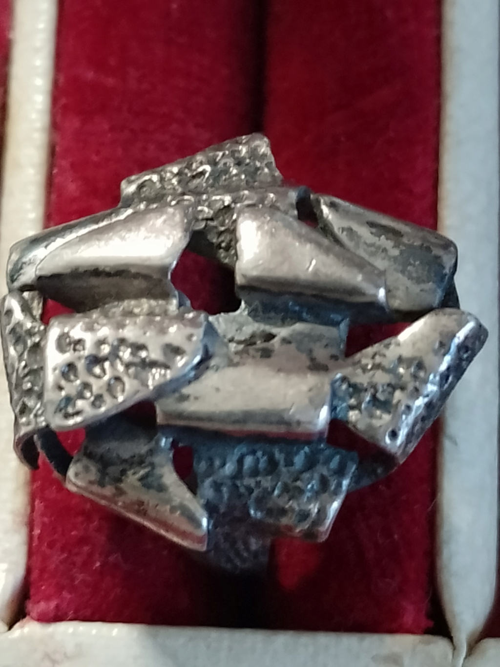Unusual vintage ring identify  Img_2062