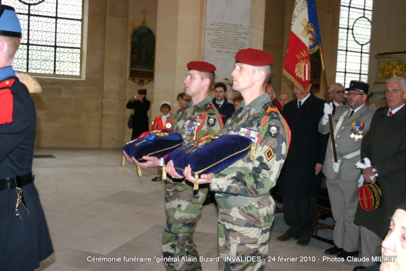 BIZARD Alain général - 18 février aux Invalides. Reportage Cérémonie funèbre 1ère partie 63 photos en ligne Img_5713