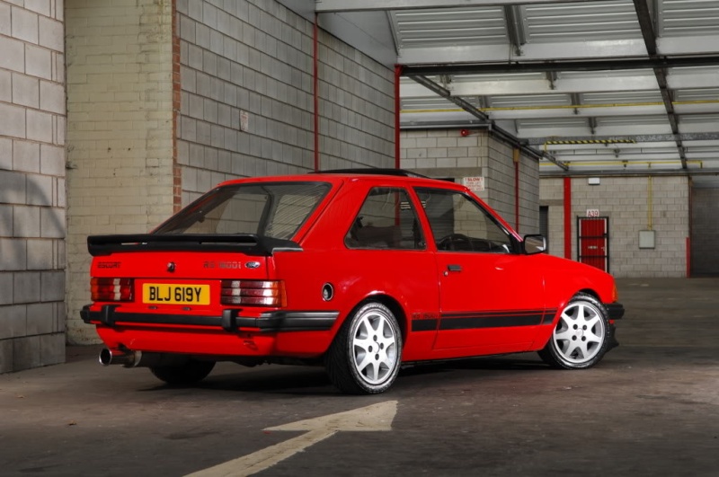 ouverture du garage gti classique ! - Page 3 Dsc85510