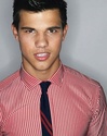 Taylor Lautner (Jacob) - Page 2 Normal68