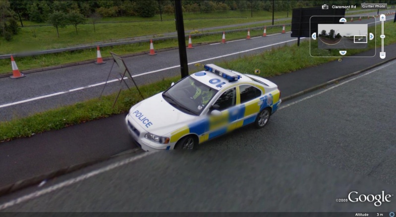 STREET VIEW : véhicules de police du monde - Page 3 Police21