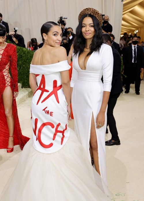 MET GALA 2021 (Desfile de perversión) Louvre14