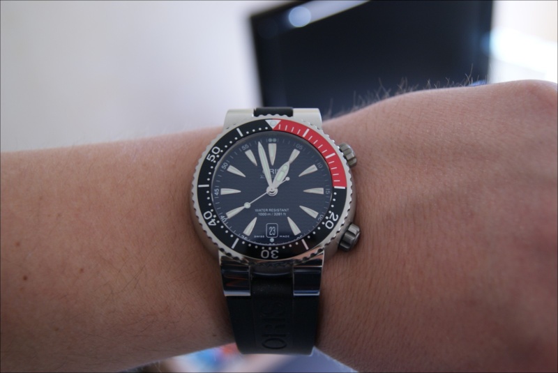 oris divers titan date
