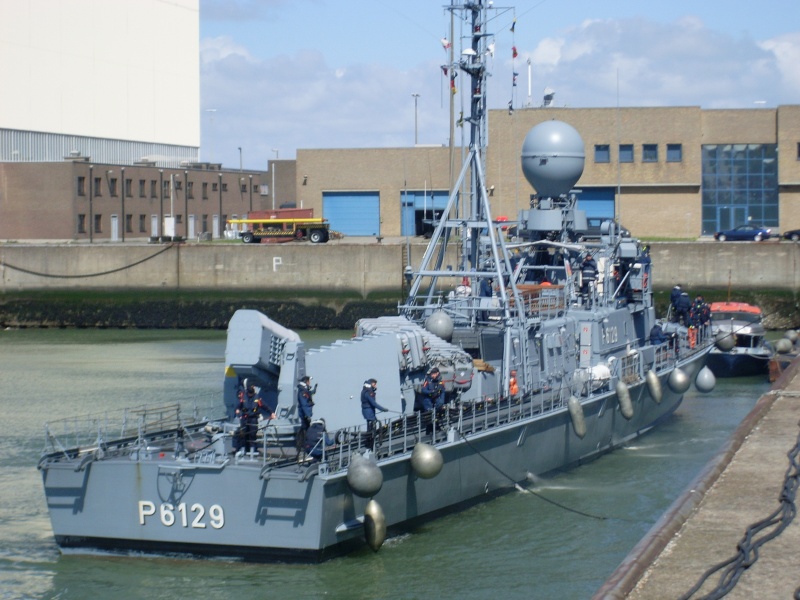 Zeebrugge naval base : news - Page 23 01113