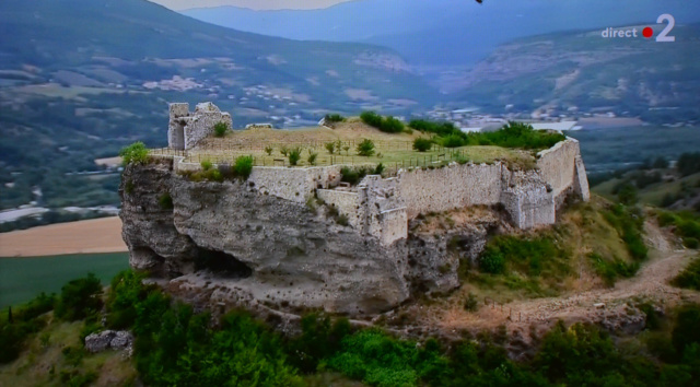  Les reportages, promenades et photos # 13 - Page 7 Ruines13