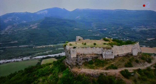  Les reportages, promenades et photos # 13 - Page 7 Ruines14