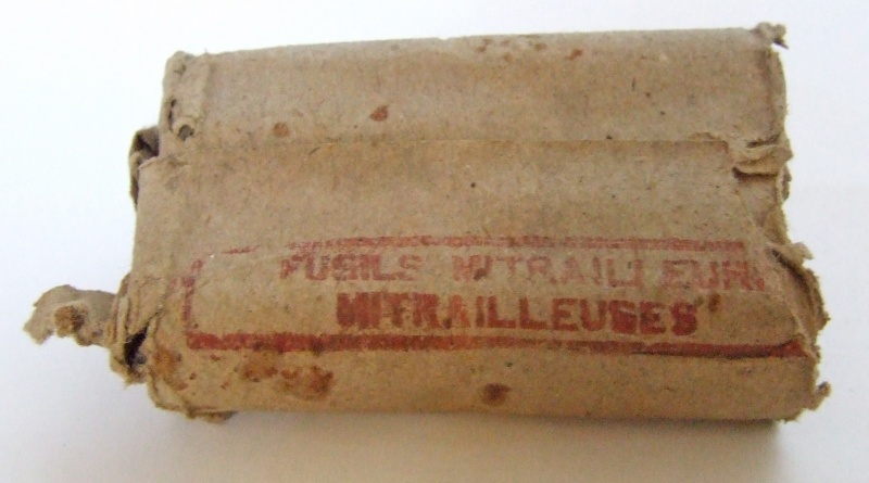 paquets de cartouches Lebel datés de 1909 et 1917 Dscf2911