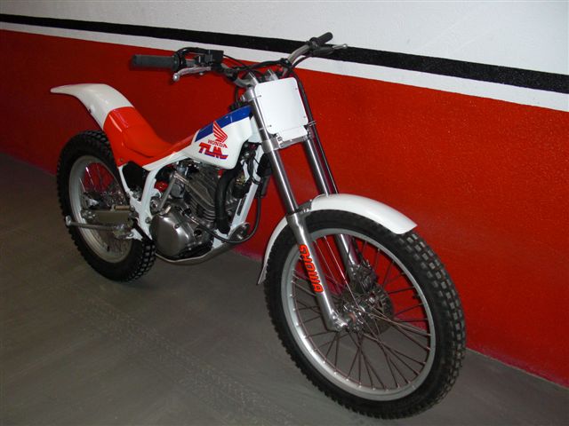 nouvelle Honda TLR 260R année 1991.... Cimg4219