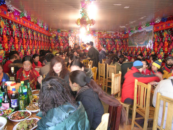 Noces tibétaines à Kalonggou Dscn4919
