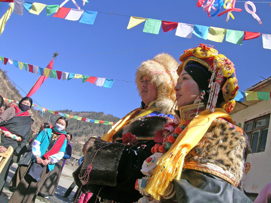 Noces tibétaines à Kalonggou Dscn4930