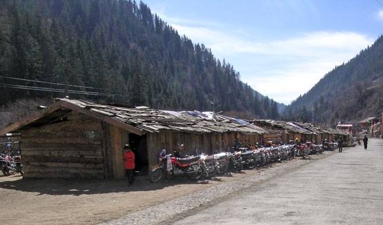 Noces tibétaines à Kalonggou Dscn4941