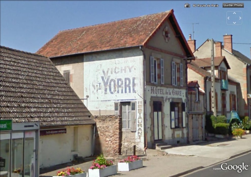 Maurienne - STREET VIEW : Vieilles publicités murales Vichy_10