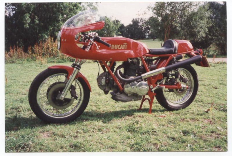 Ducati: Vraiment beau matos.... - Page 2 750_bi10