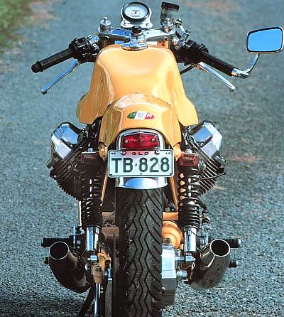 Guzzi... juste l'essentiel des Café Racer - Page 6 Guzzi210