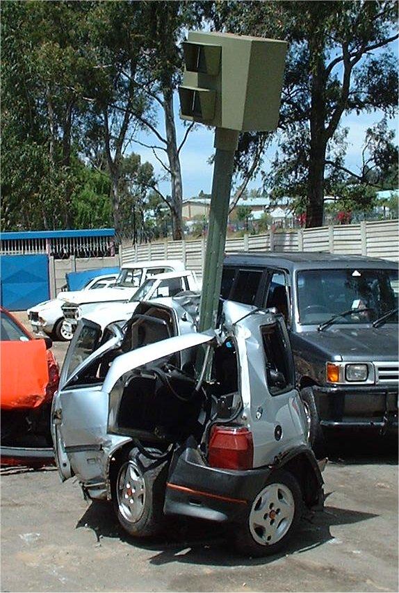 Fiat Uno caught by Speed-camera at 240km/h Fiat-u10