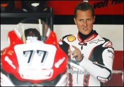 Michael Schumacher va bien après sa chute à moto Photo_10