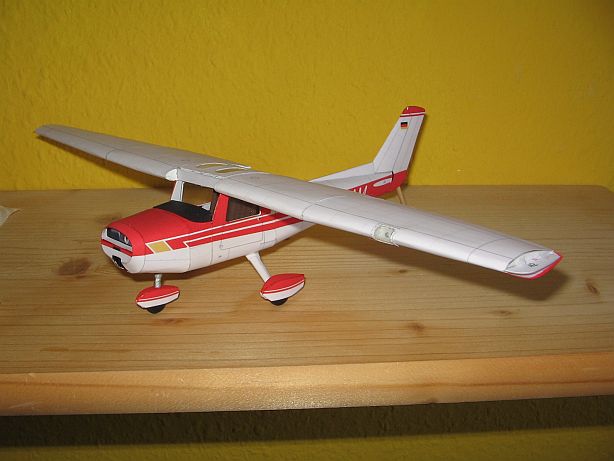 Cessna 150 von Schreiber (verkleinert) - Seite 2 Ce2010