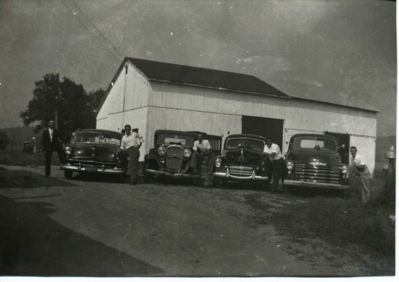 Une exposition dans les années 50 Autos11