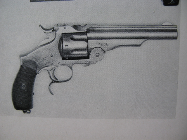 Un gros revolver Poudr100