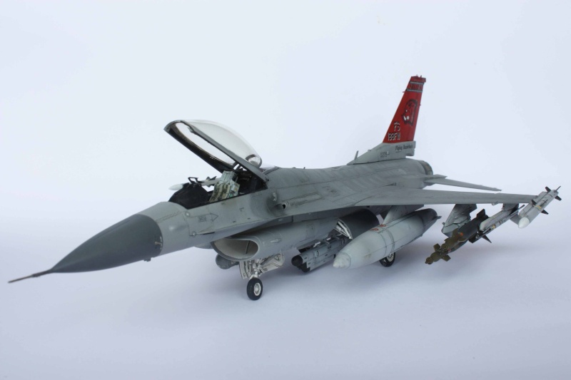 [Tamiya] F-16C Block 25 Img_0810