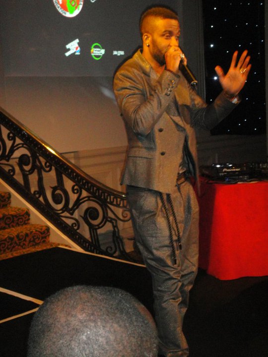 Fally Ipupa a joué ce Samedi a Londres lors d'une fête de charité organisée par Didier Drogba. 58051_10