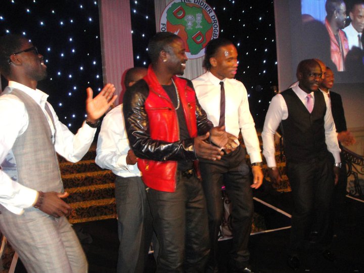 Fally Ipupa a joué ce Samedi a Londres lors d'une fête de charité organisée par Didier Drogba. 63173_10