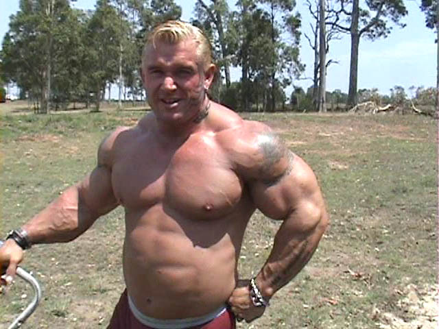 Lee Priest - Page 16 Vlcsn173