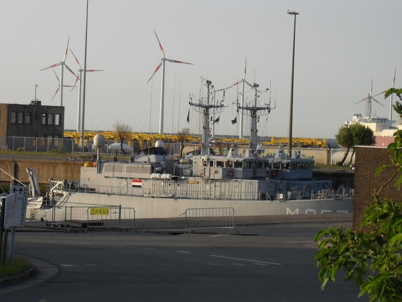 Zeebrugge naval base : news - Page 17 Sdc10014