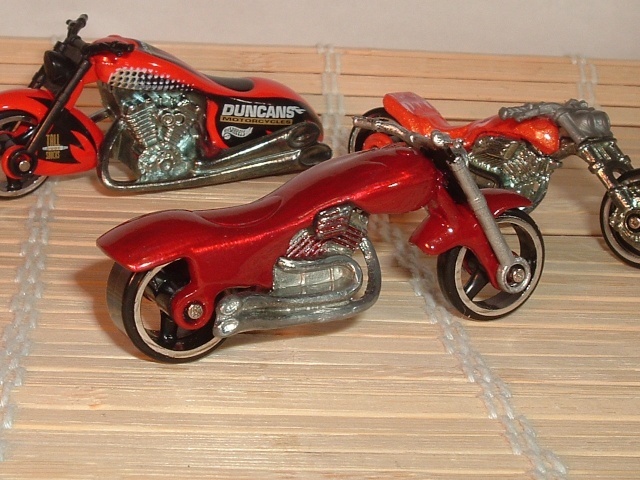 hot Wheels Scorchin' scooter + Blast Lane Dscf7052
