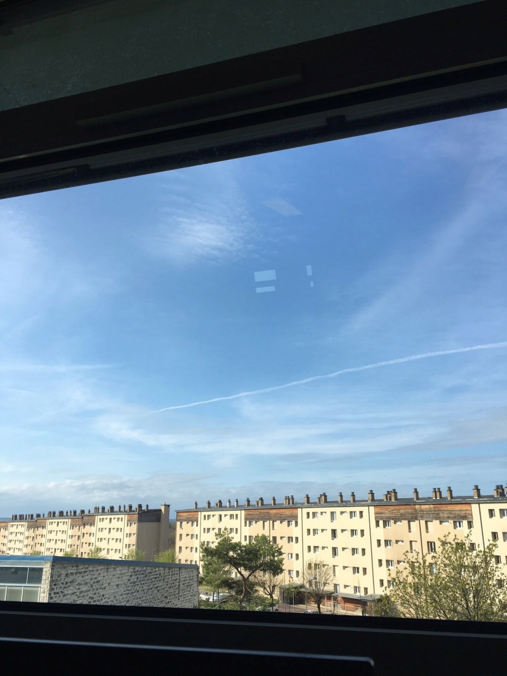 Chemtrails (épandage)  A9aa9b10