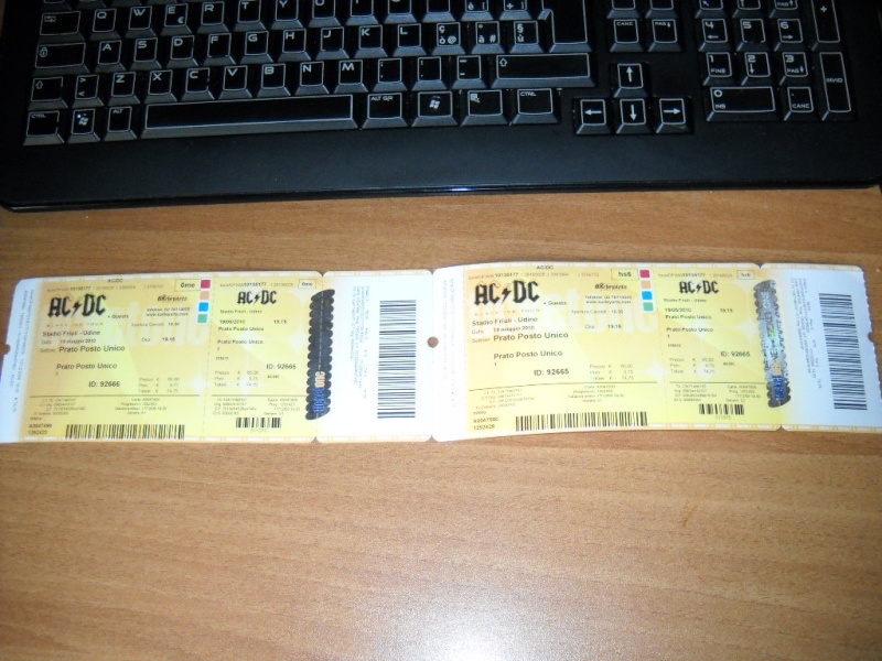 Biglietti AC DC Udine 19 Maggio 2010 Dscn0010