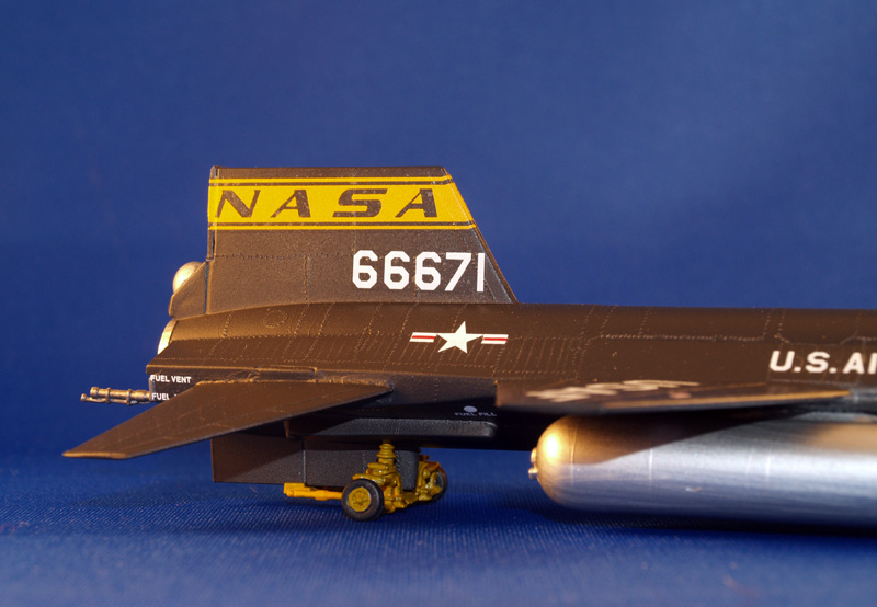 X-15 A-2 [Revell 1/72] - Montage de Nolho - Page 4 P1010131